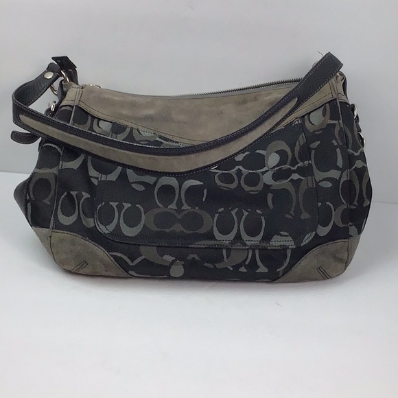 Coach Bog - Picture 14 of 15